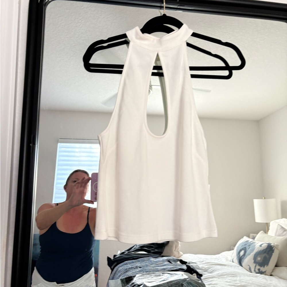 Elegant White Sleeveless Top